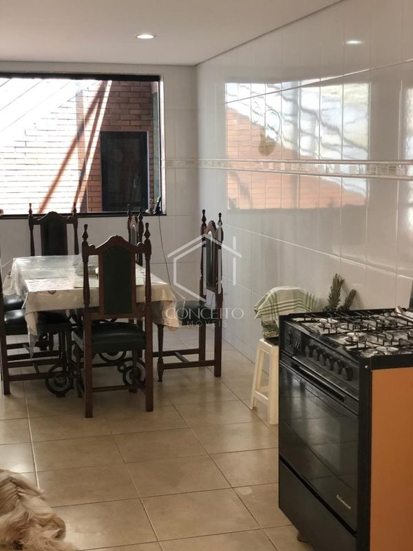 Foto 2 de 27 — Casa · 4 Quartos · 5 Vagas · Bairro Santa Cruz
