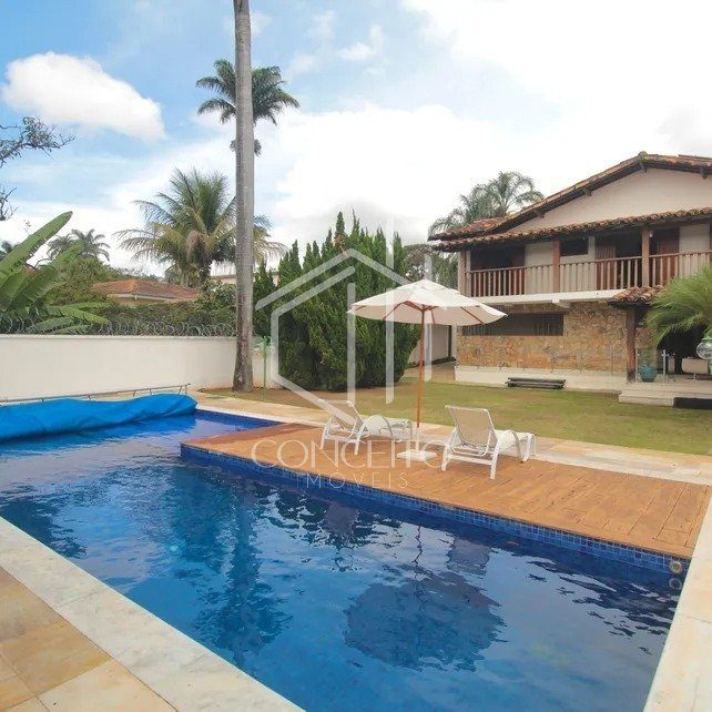 Foto 1 de 34 — Casa · 4 Quartos · 4 Vagas · Bairro Sao Luiz