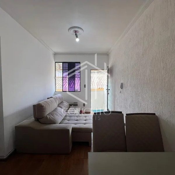 Foto 3 de 21 — Casa Geminada · 2 Quartos · 1 Vaga · Santa Amelia